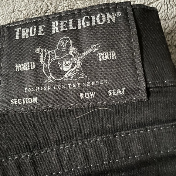 Brand new True Religion black relaxed fit jeans - Picture 3 of 6